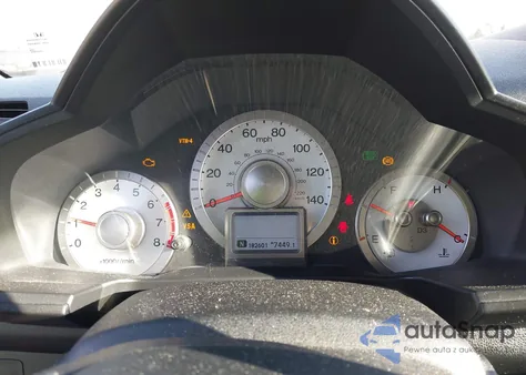 2011 Honda Pilot Touring z USA, uszkodzony, nr VIN 5FNYF4H92BB083432